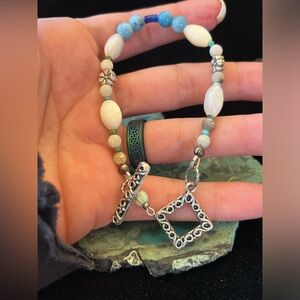 Mother of pearl with lapis lazuli and turqouise bracelet